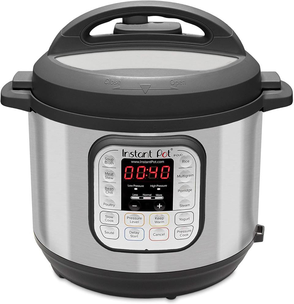 Instant Pot Duo 7-in-1 Electric Pressure Cooker. Image via Amazon.