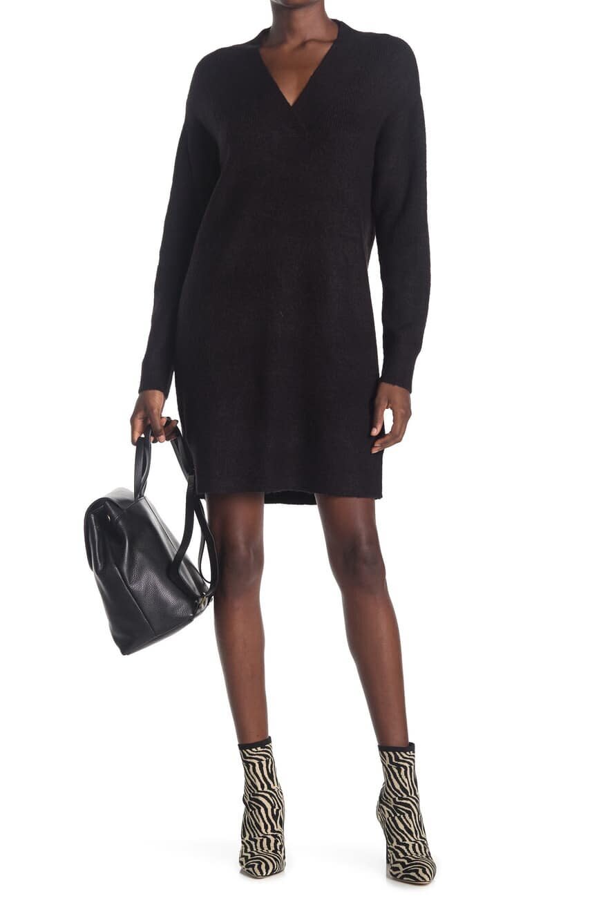 This dress comes in sizes XS to L. <a href="https://fave.co/3pjjQaa" target="_blank" rel="noopener noreferrer">Find it for $35 at Nordstrom Rack</a>.