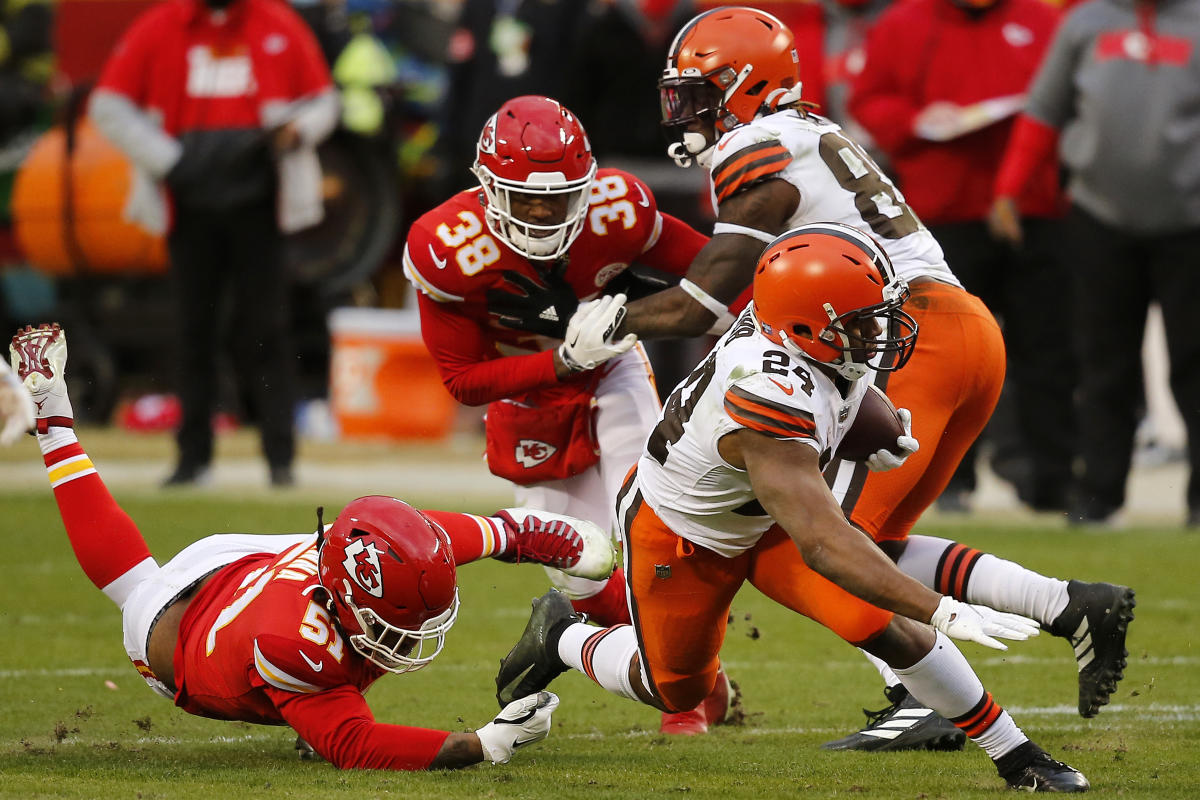 NFL Player Props: Nick Chubb Is the Favorite in the Rushing Leader Market