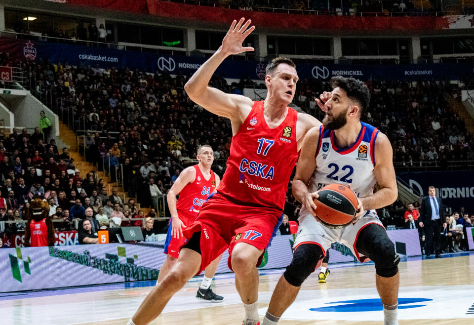 MOSCOW, RUSSIA - 2020/02/04: #22 Vasilije Micic of Anadolu Efes Istanbul plays against CSKA Moscow in Round 23 of the 2019/2020 Turkish Airlines Euroleague Regular Season at Megasport Arena. (Final score; Anadolu Efes Istanbul 82:80 CSKA Moscow). (Photo by Nicholas Muller/SOPA Images/LightRocket via Getty Images)