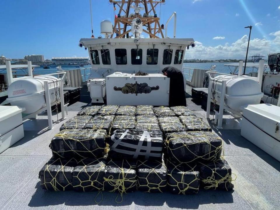 Coast Guard Cutter Donald Horsley’s crew offloaded approximately 1,000 kilograms of seized cocaine, valued at $20 million, at Coast Guard Base San Juan on April 4, 2022, following the interdiction of a go-fast vessel March 30, 2022 in the Caribbean Sea near Puerto Rico.