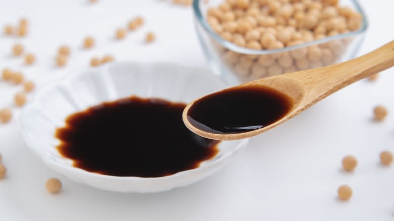 soy sauce and soybeans