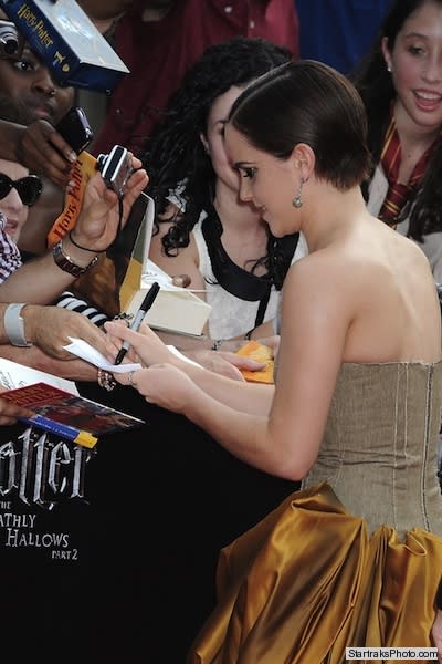 Emma Watson harry-potter-deathly-hallows-2-premiere-nyc