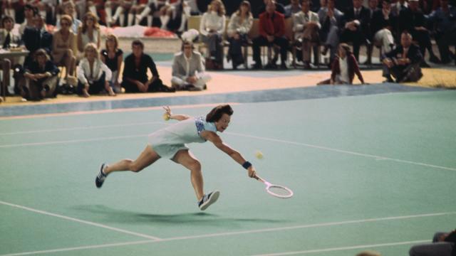On this day 50 years ago, Billie Jean King beat Bobby Riggs in the Battle  of the Sexes. It is estimated that 50 million people watched this on TV :  r/tennis