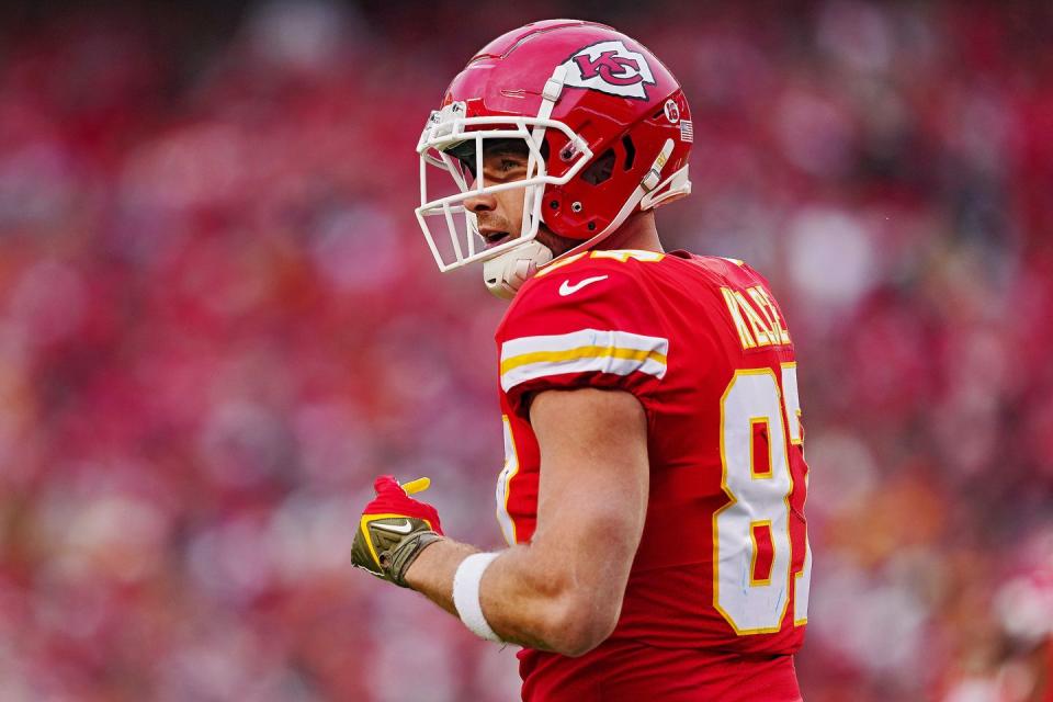 travis kelce net worth