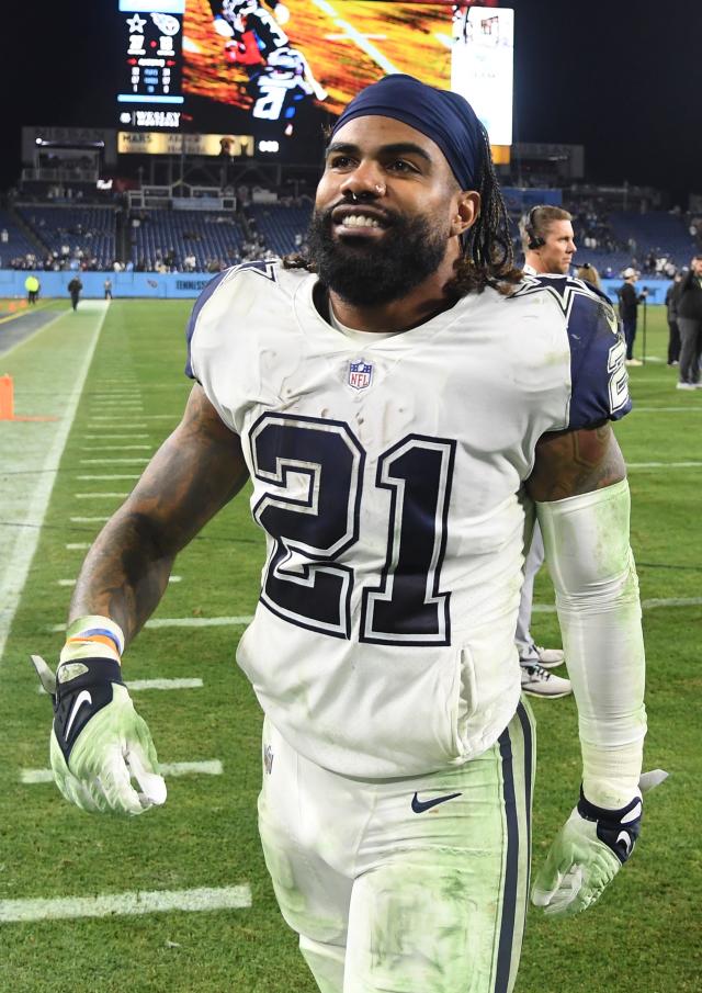 Report: Ezekiel Elliott would take pay cut to remain with Dallas Cowboys