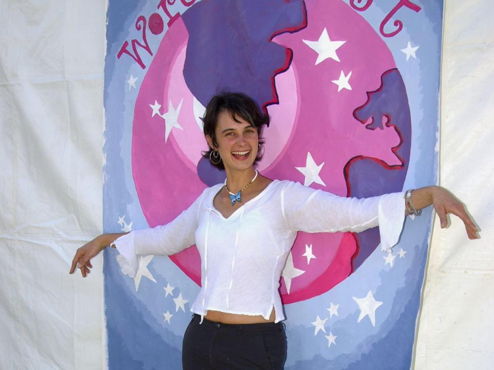 Activist Julia Butterfly Hill poses at the 3rd Annual Worldfest on September 29, 2002 in Los Angeles, California.