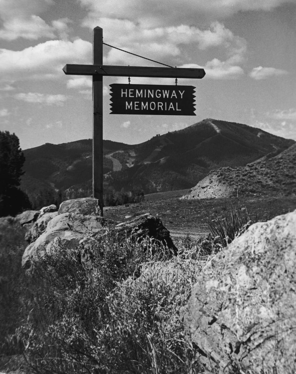 1962: Remembering Hemingway