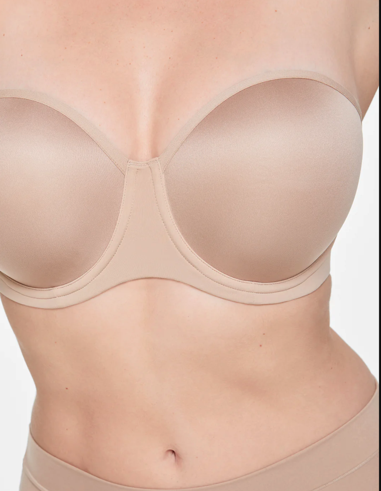 <p><a href="https://go.redirectingat.com?id=74968X1596630&url=http%3A%2F%2Fwww.thirdlove.com%2Fproducts%2F24-7-classic-strapless-bra&sref=https%3A%2F%2Fwww.prevention.com%2Fbeauty%2Fstyle%2Fg60244635%2Fbest-strapless-bras-for-small-chest%2F" rel="nofollow noopener" target="_blank" data-ylk="slk:Shop Now;elm:context_link;itc:0;sec:content-canvas" class="link rapid-noclick-resp">Shop Now</a></p><p>24/7 Classic Strapless Bra </p><p>thirdlove.com</p><p>$72.00</p><span class="copyright">ThirdLove</span>