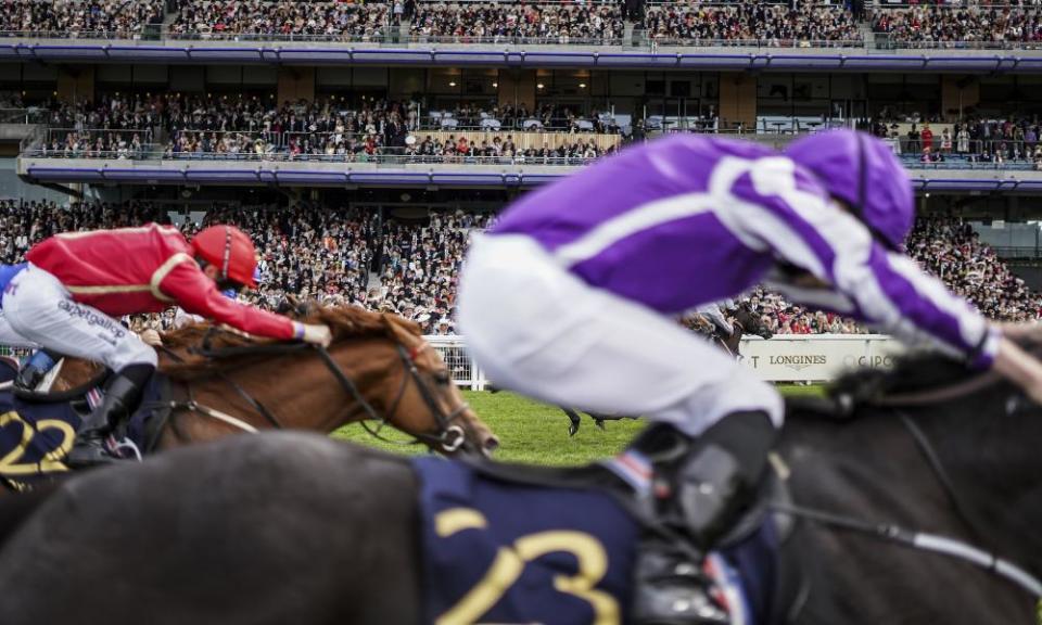 A bumper crowd enjoyed Saturday’s Royal Ascot meeting but the course were left saddled with an unattractive betting card. 