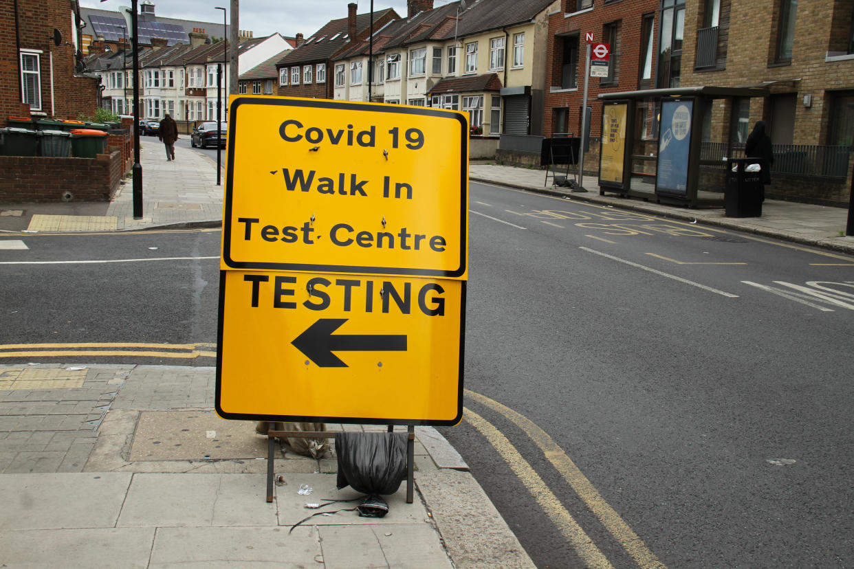  A sign to a Covid-19 Walk in Test Centre in Plashet in East London during the coronavirus pandemic. Londoners have slowly began going back to 'normal' with shops opening. The government advised on the opening of gyms and pools from 11 July followed by indoor gyms, pools and leisure centres on 25 July. (Photo by David Mbiyu / SOPA Images/Sipa USA) 