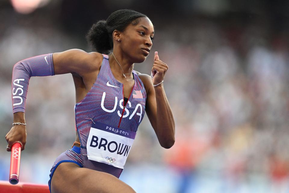 Kaylyn Brown and the USA mixed 4x400m relay team broke a world record