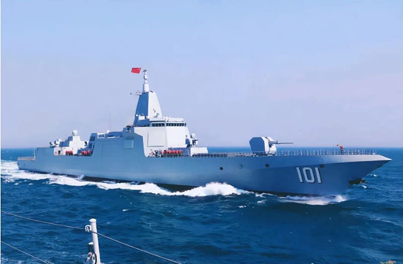 大陸055型萬噸大驅南昌艦。圖／新華網