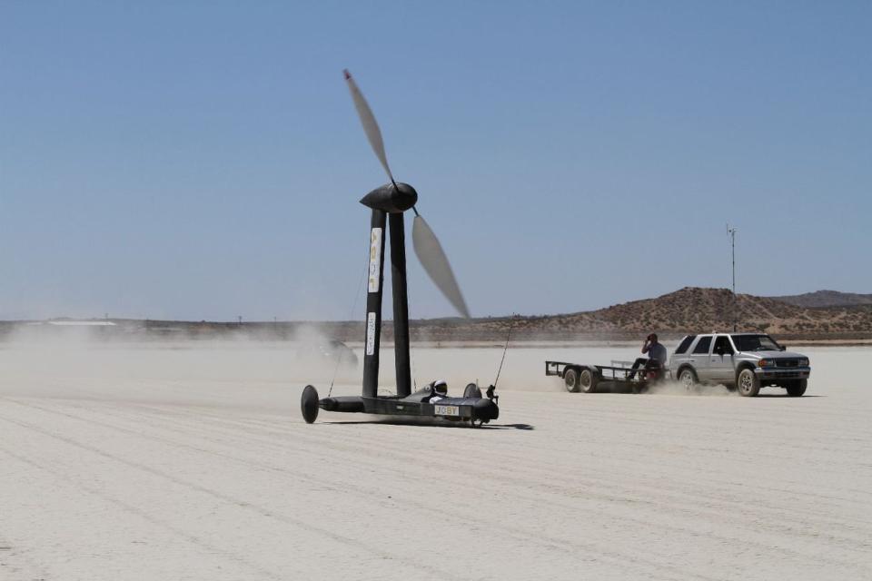 A YouTuber won a $10,000 bet with a UCLA science professor that the Blackbird, a wind-powered land yacht, could travel faster than the speed of the wind pushing it forward. (Courtesy of Rick Cavallero)