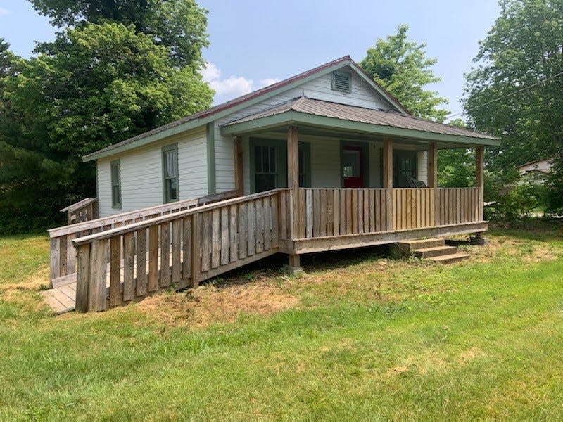 Dr. Margaret Pressley said she has begun the process of repurposing this building, which was previously a residence, into a new veterinary clinic.