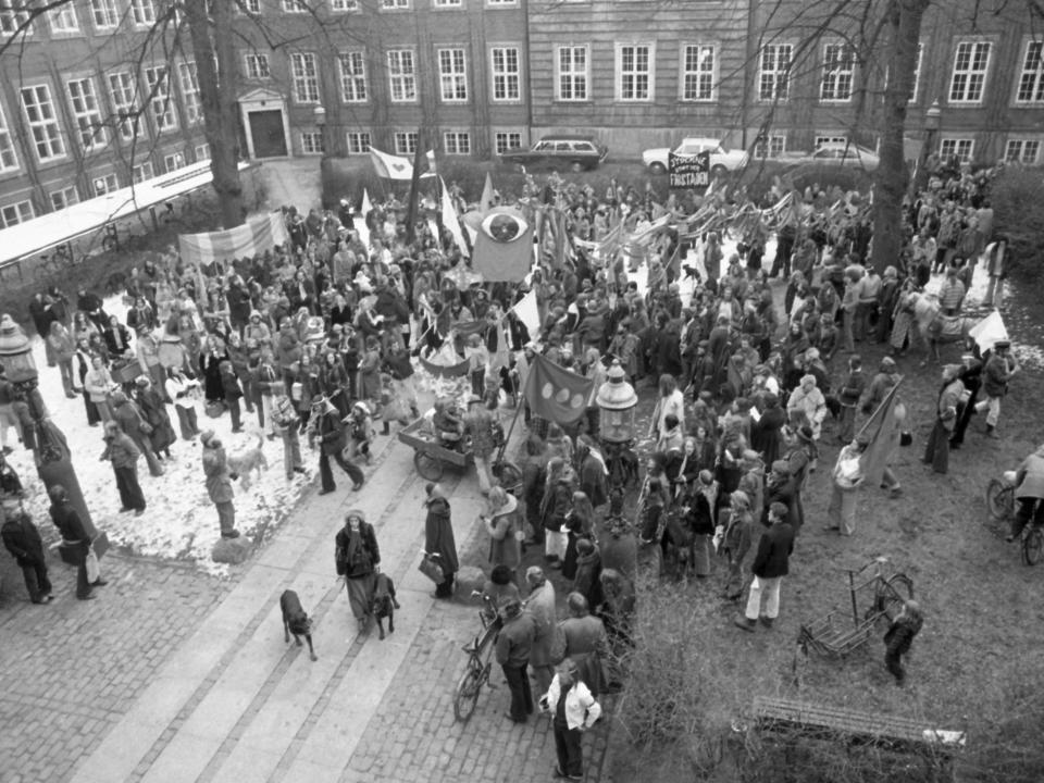 A gathering of Christiania residents in 1976.