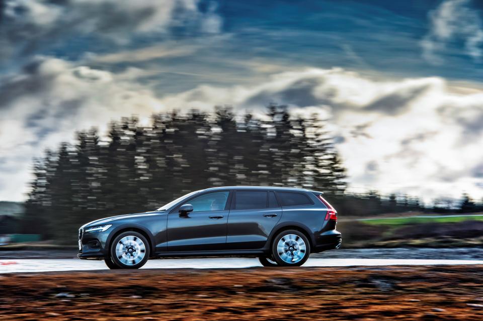 Volvo V60 Cross Countr