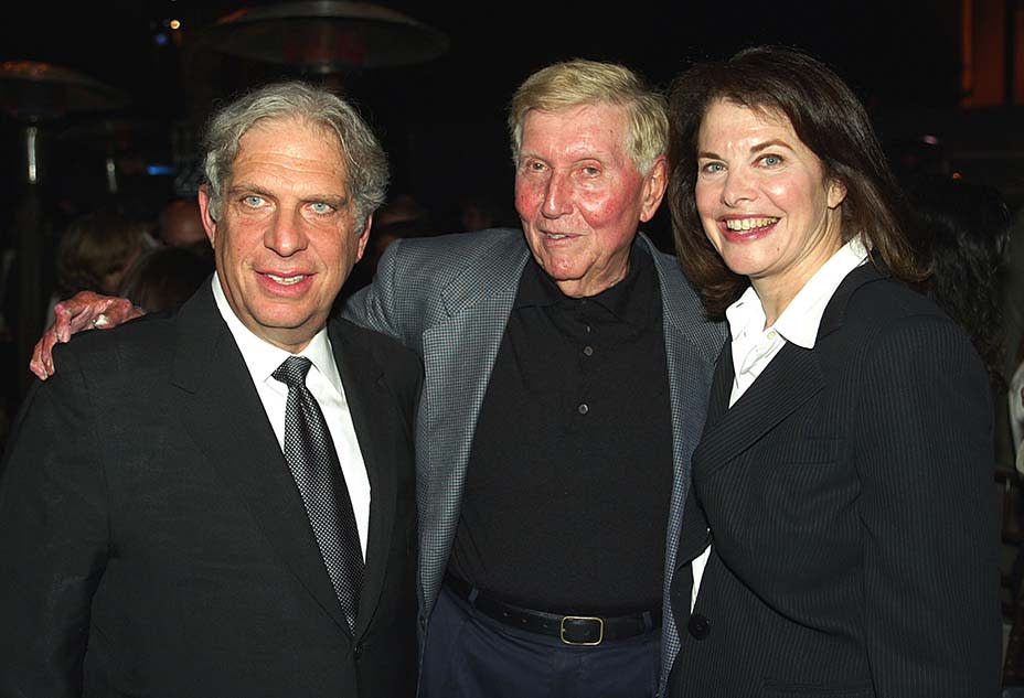 <p>From left: Jonathan Dolgen, Sumner Redstone and Sherry Lansing in 2003</p>