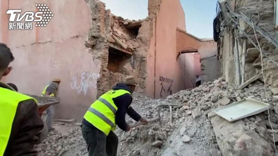 摩洛哥大地震導致建築物和歷史地標嚴重毀損。（圖／達志影像美聯社）