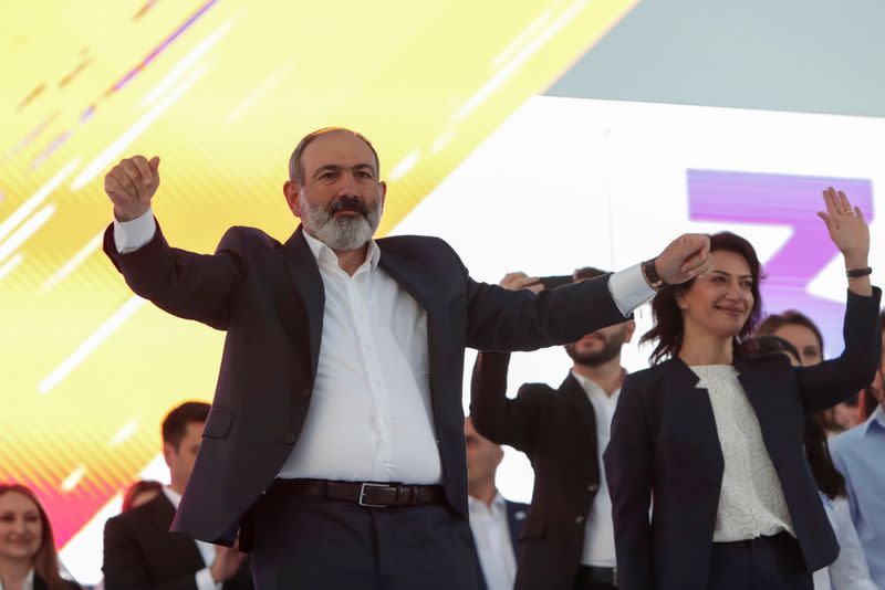 Leader of Civil Contract party Nikol Pashinyan attends a pre-election campaign rally in Yerevan