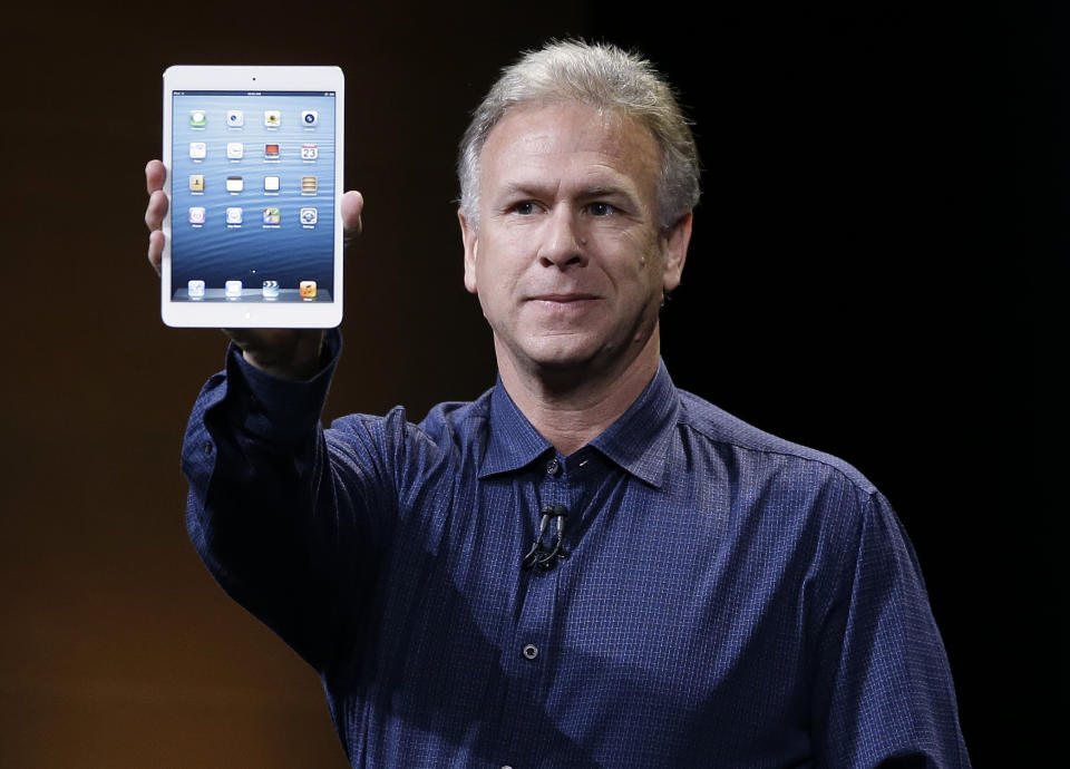 Phil Schiller, Apple's senior vice president of worldwide product marketing, introduces the iPad Mini in San Jose, Calif., Tuesday, Oct.  23, 2012. (AP Photo/Marcio Jose Sanchez)