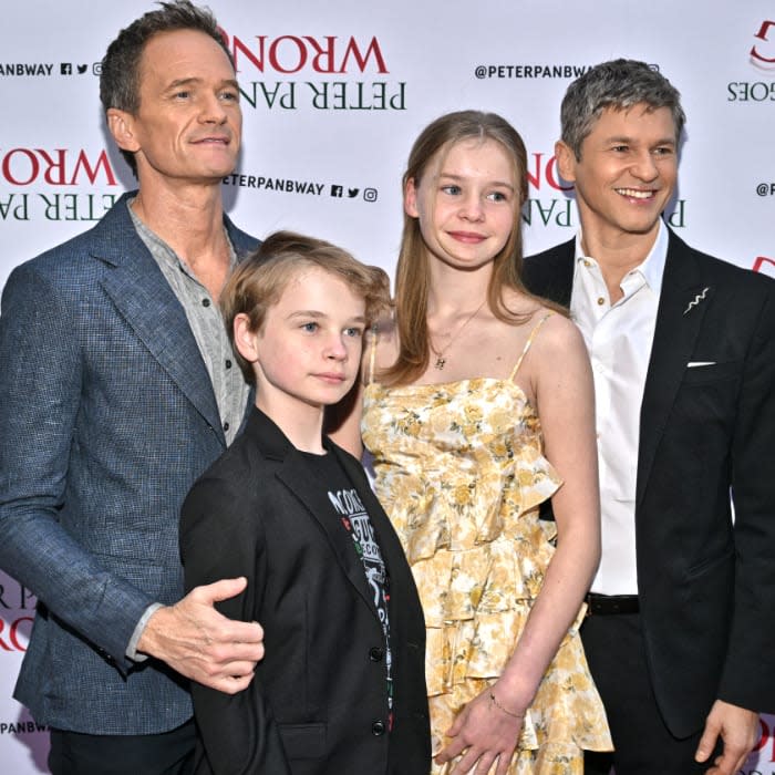 Neil Patrick Harris junto a su marido David Burtka y sus hijos