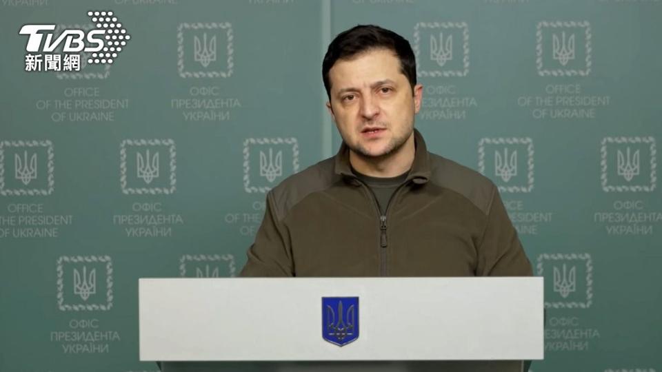 烏克蘭總統澤倫斯基（Volodymyr Zelensky）向全世界發出邀請上戰場。（圖／達志影像歐新社）