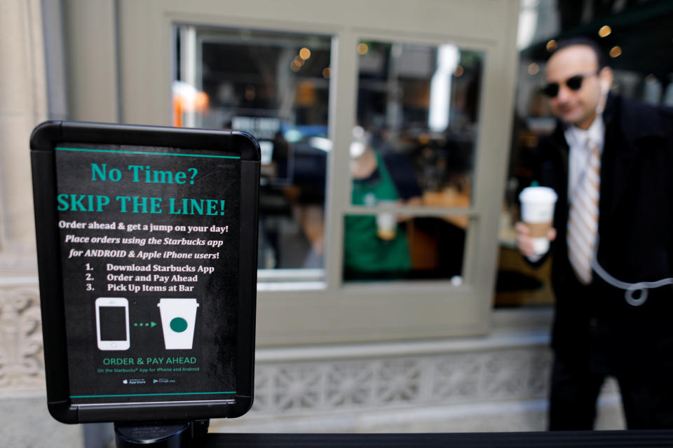 Starbucks has the most popular mobile payment app in the U.S. (REUTERS/Mike Blake)