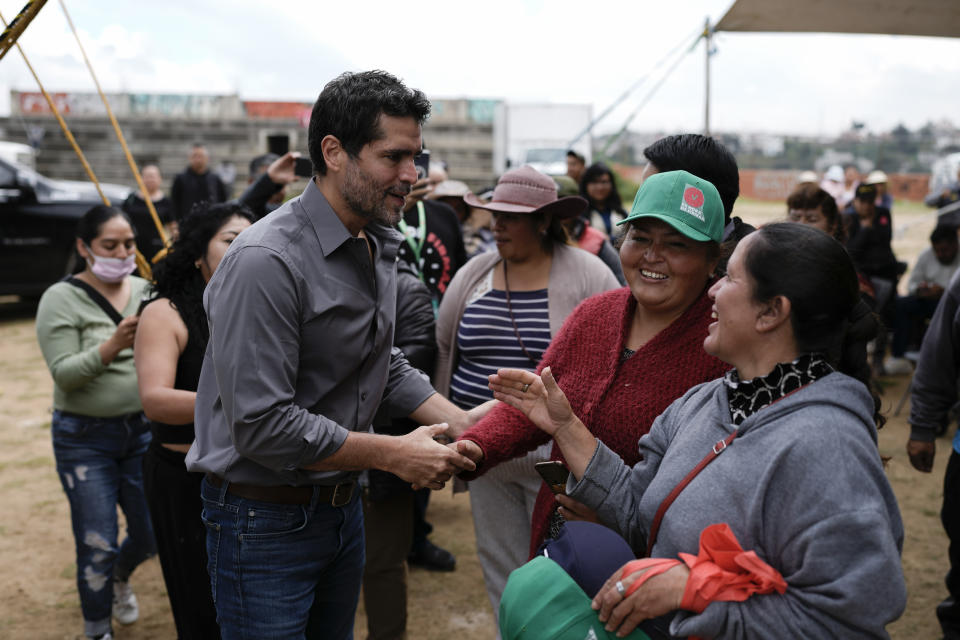 Presidential hopeful Eduardo Verastegui campaigns during a rally to collect signatures to enable him to run as an independent candidate in the 2024 presidential election, in San Bartolo del Valle, Mexico, Friday, Nov. 10, 2023. Rallying all over the country to fulfill the task of gathering 1 million signatures by early January, the 49-year-old-right-wing activist has ignited controversy in this deeply Catholic nation, where abortion activists and the LGBTQ+ community lead advocacy campaigns of their own. (AP Photo/Eduardo Verdugo)