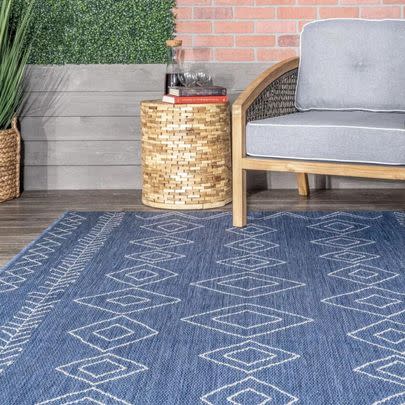 A minimal Moroccan-inspired rug