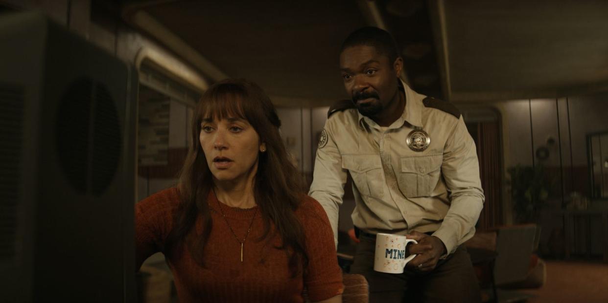 david oyelowo and rashida jones in appletv's silo