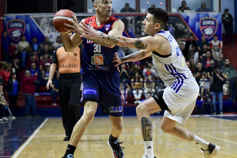 Mauro Cosolito había perdido dos finales consecutivas de la Liga Nacional de Básquet con Quimsa y se sacó la espina esta temporada