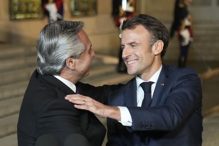 Alberto Fernández y su par francés, Emmanuel Macron