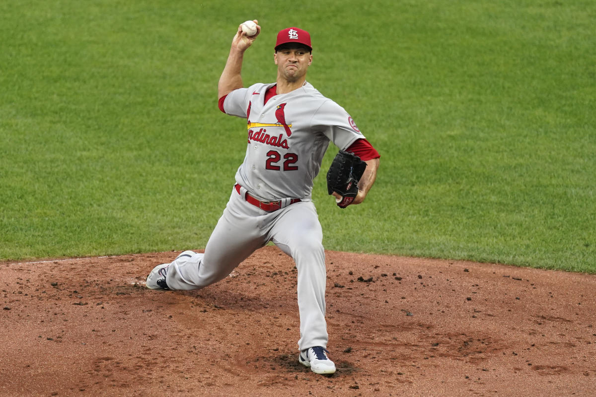 Lackey goes seven, Rosenthal holds on as Cardinals beat Royals