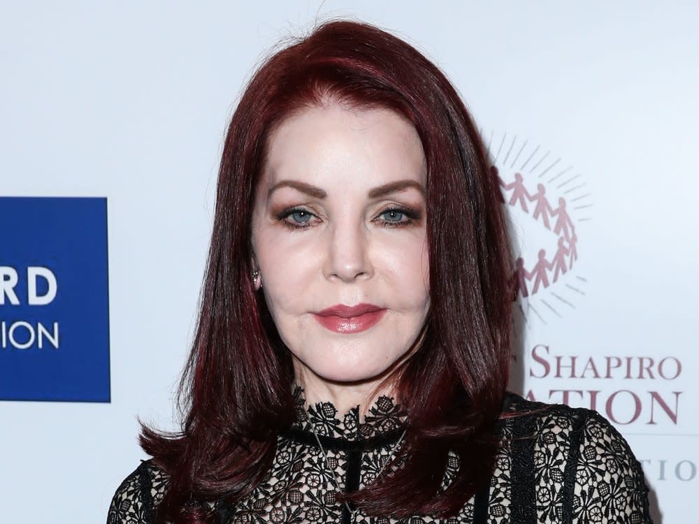 Priscilla Presley gibt den Tod ihrer Mutter bekannt.
 (Bild: Xavier Collin/Image Press Agency/ImageCollect)