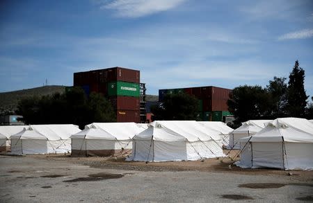 Tents are seen at a newly operational relocation camp for refugees in Schisto, near Athens, Greece, February 16, 2016. REUTERS/Alkis Konstantinidis