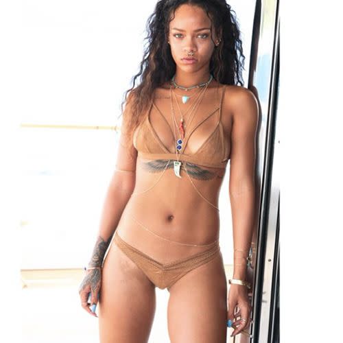 Rihanna shows off her bikini bod. <i>Instagram/@mdollas11</i>