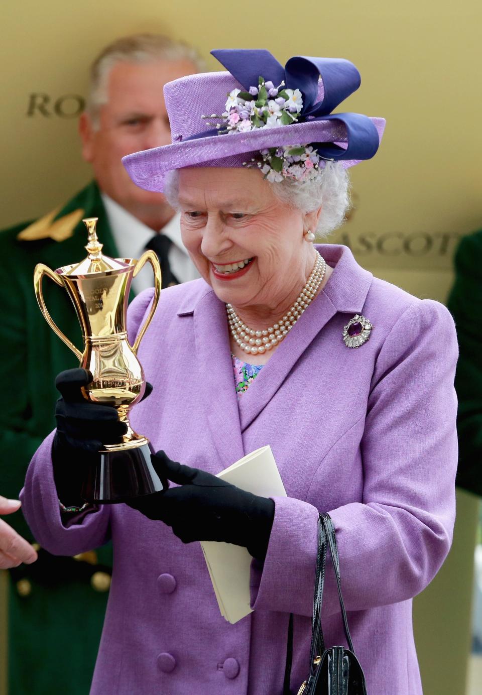 Queen Elizabeth wins the Gold Cup at the 2013 Royal Ascot