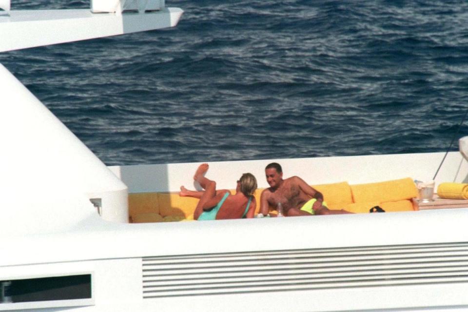 Diana and Dodi Fayed on his yacht in 1997 (Shutterstock)