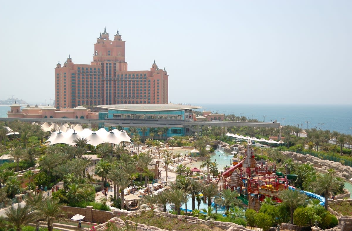 Aquaventure waterpark with Atlantis, The Palm in the background (Getty Images/iStockphoto)