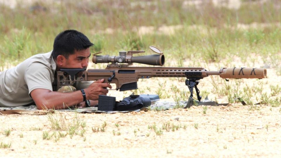 A member of the US Army trains with a Mk 22 Mod 0 Advanced Sniper Rifle. US Army