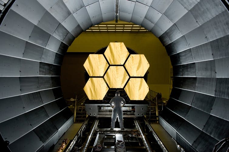 <span class="caption">Primary mirror of the James Webb telescope.</span> <span class="attribution"><span class="source">NASA/MSFC/David Higginbotham</span></span>