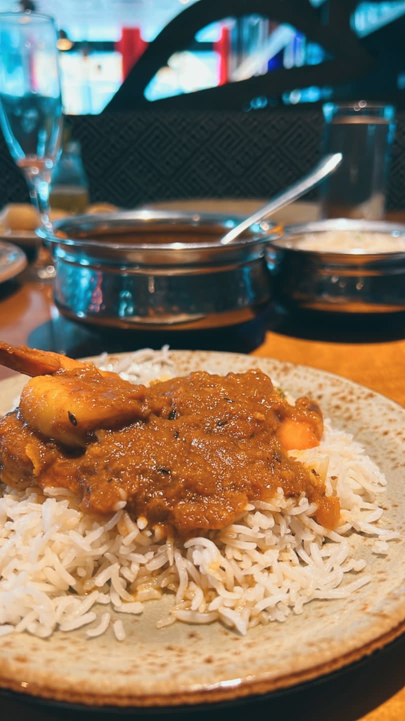 ginger garlic shrimp curry, indian food in nashville, shrimp curry in nashville, where to eat in nashville, best brunch spots in nashville