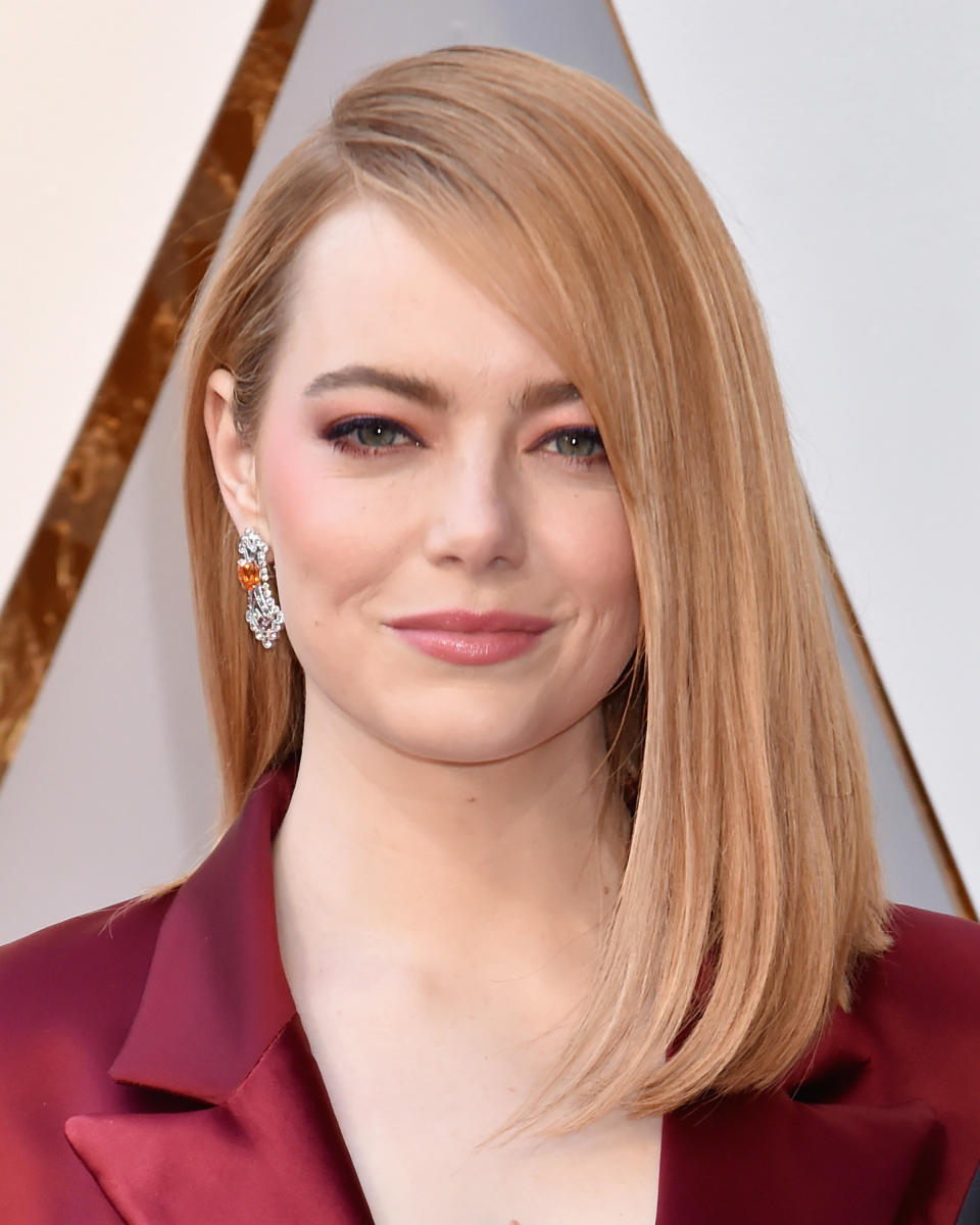 If you want to give this trend a go but aren't ready to jump in head first, take a cue from Emma Stone, who rocked this subtle pink eye look, created by makeup artist <a href="https://www.instagram.com/p/Bf7ECx8BCaV/?taken-by=rachelgoodwinmakeup" target="_blank">Rachel Goodwin</a>, for the&nbsp;90th annual Academy Awards on March 4, 2018. The rosy tones&nbsp;perfectly complemented her&nbsp;burgundy and pink&nbsp;Louis Vuitton blazer.