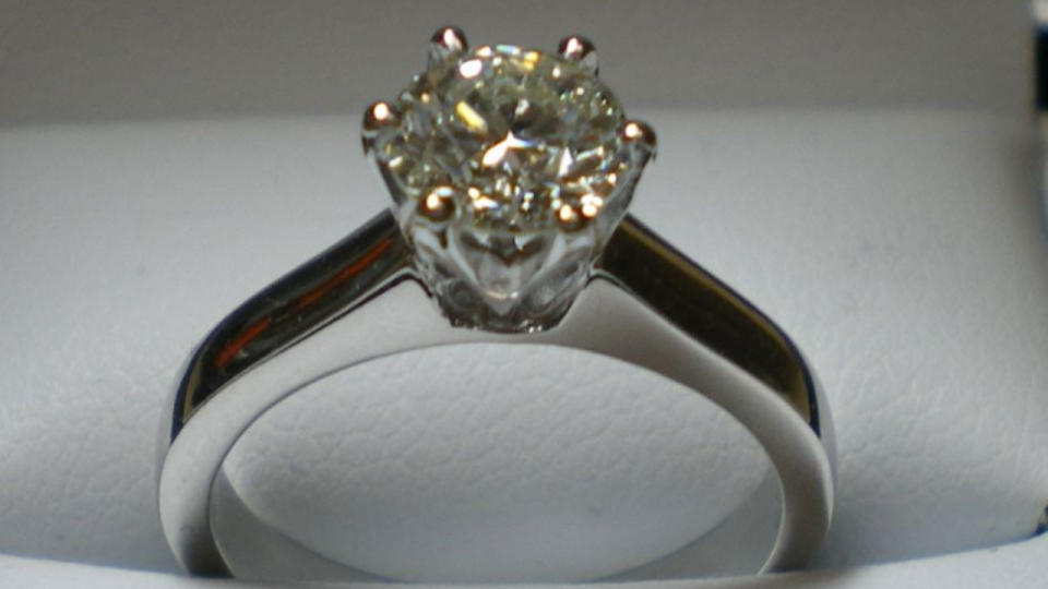 Police have released a picture of the ring which was taken by a brazen thief. Source: Victoria Police