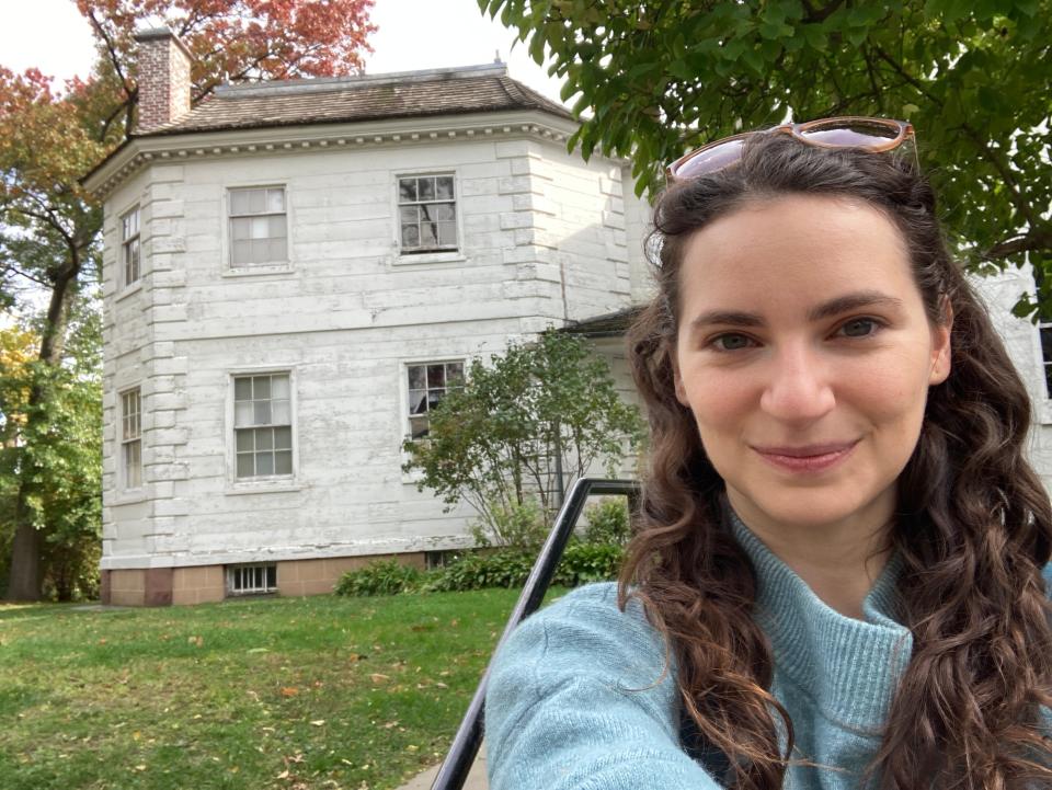 Insider's Talia Lakritz outside Morris-Jumel Mansion.