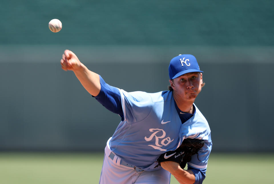 El lanzador abridor Brady Singer # 51 de los Kansas City Royals tiene un potencial valor de fantasía