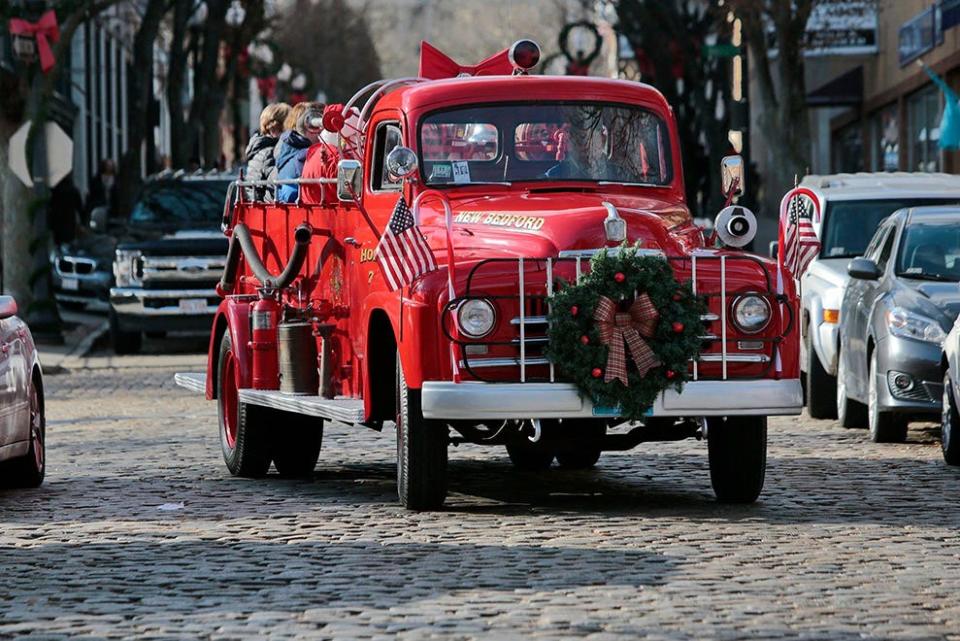 The New Bedford Fire Musuem Antique Fire Truck Rides
dNB Inc’s Holiday Stroll happening Dec. 3.