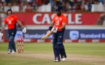 South Africa v England - Second T20