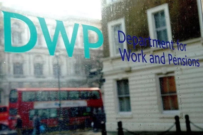 DWP paying up to £737 a month to people with anxiety, stress or ...